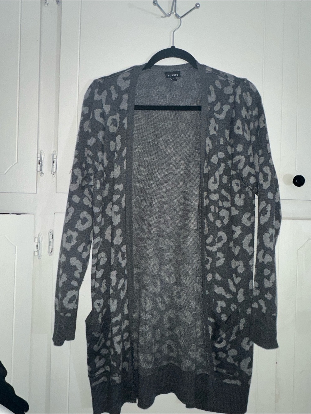 torrid Gray Leopard-Print Open Cardigan